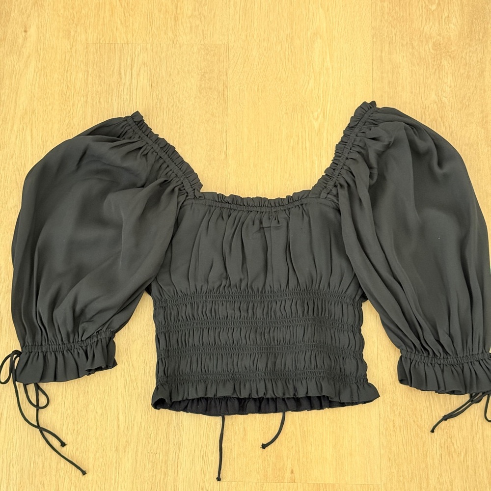 A&F Ruched Square Neck Top - Picture 2 of 2